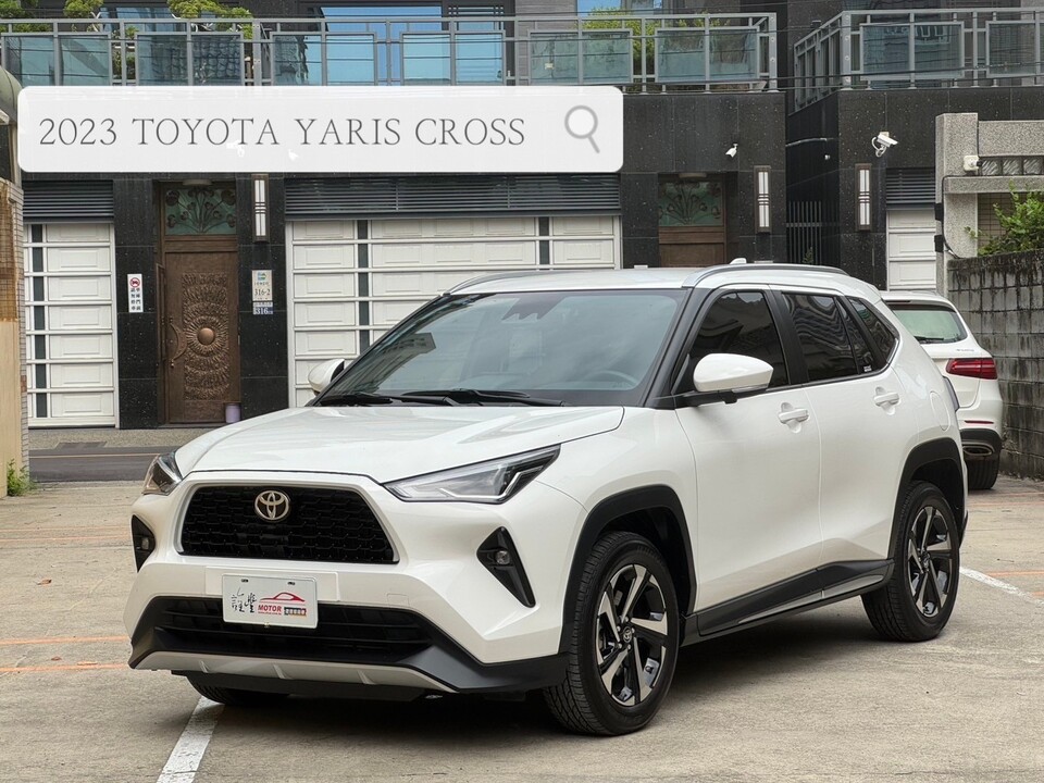 2023 TOYORA YARIS CROSS試乘車限量入庫